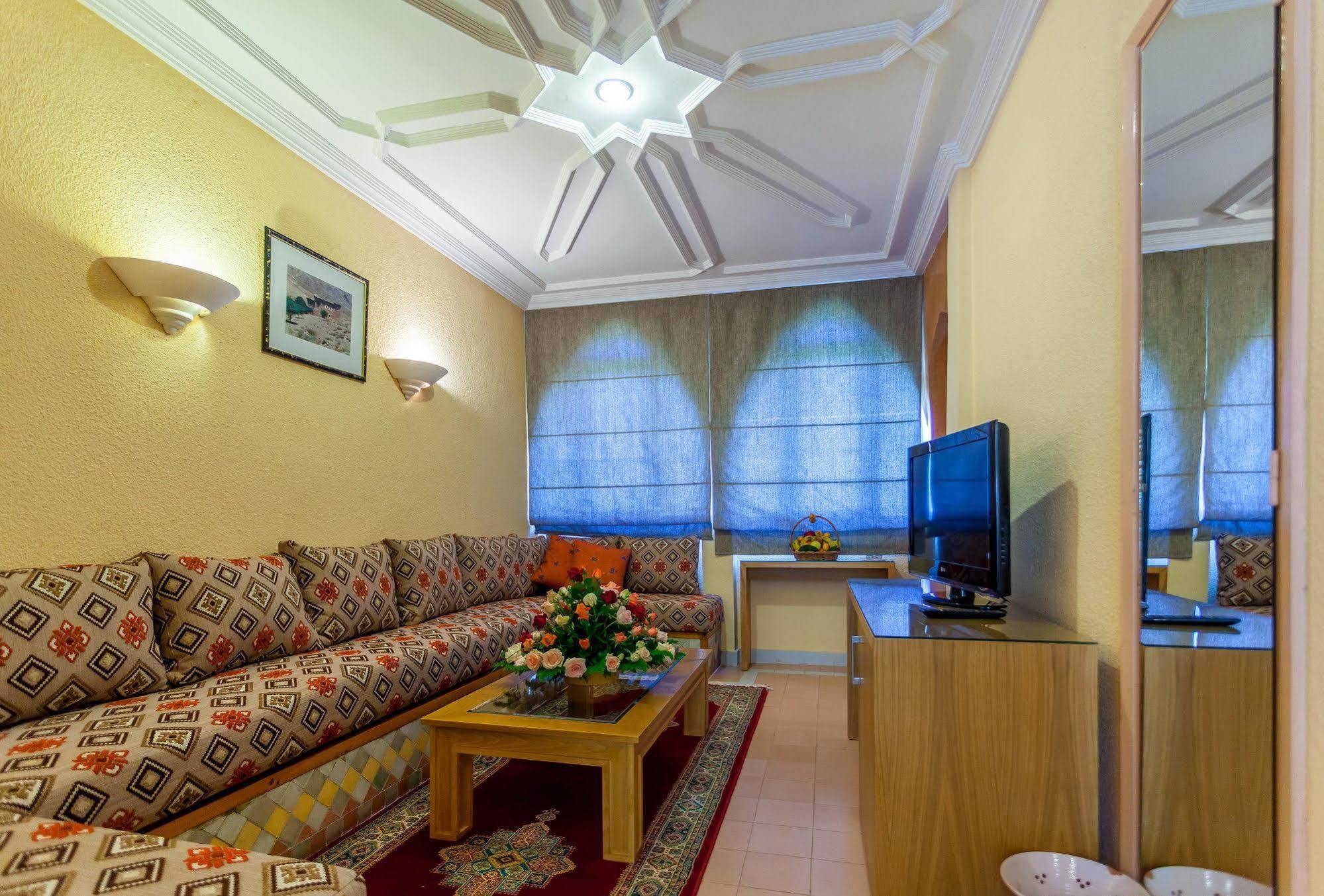 Chems Le Tazarkount Hotel Afourer Екстериор снимка