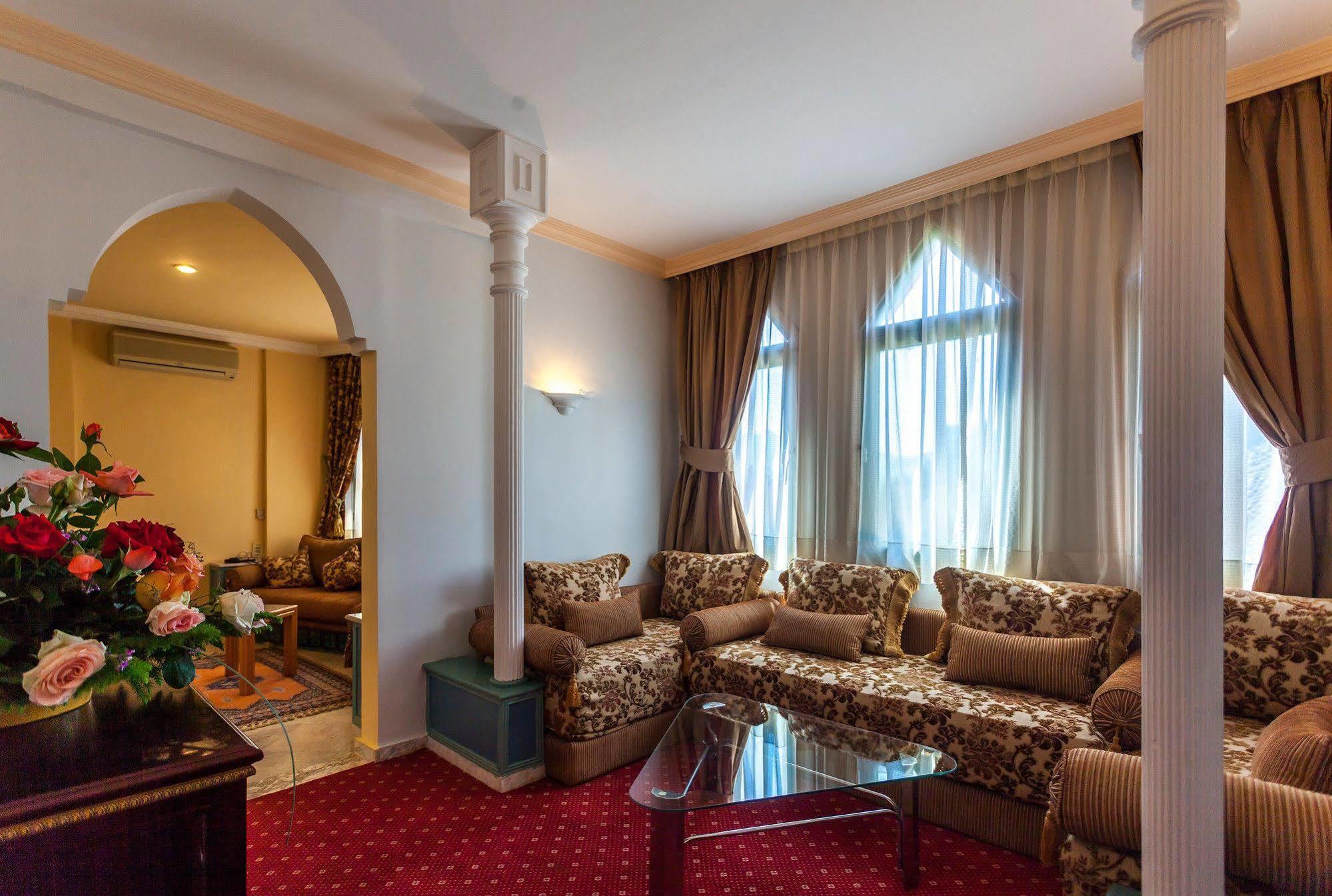 Chems Le Tazarkount Hotel Afourer Екстериор снимка